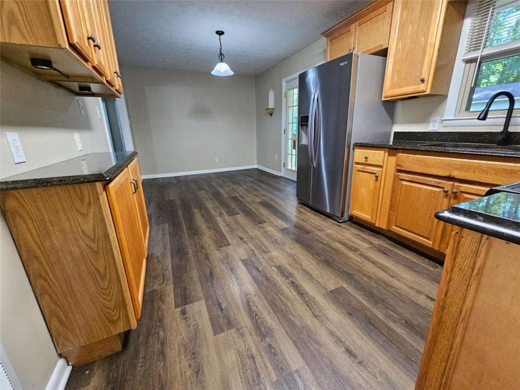 3 bedroom, 1 bathroom, 1,075 sq ft single family residence under contract at 3766 Renee Circle, Gainesville, GA 30507 — photo 10