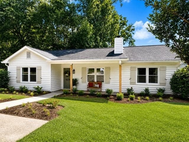 3 bedroom, 2 bathroom, 1,252 sq ft single family residence for sale at 4429 McBrayer Road, Flowery Branch, GA 30542 — photo 1 of 19