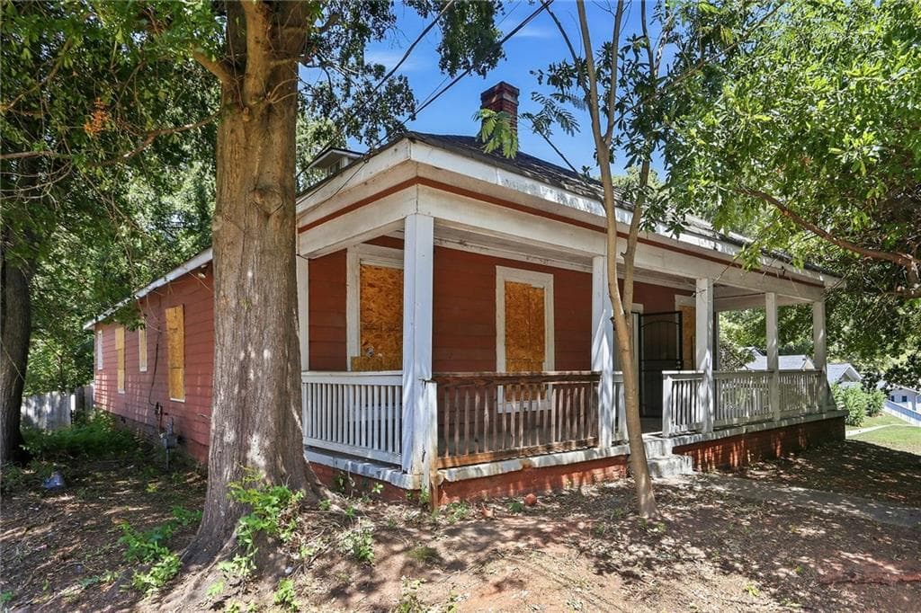 4 bedroom, 3 bathroom, 1,280 sq ft single family residence for rent at 56 Vanira Avenue, Atlanta, GA 30315 for $2,040 a month — photo 2