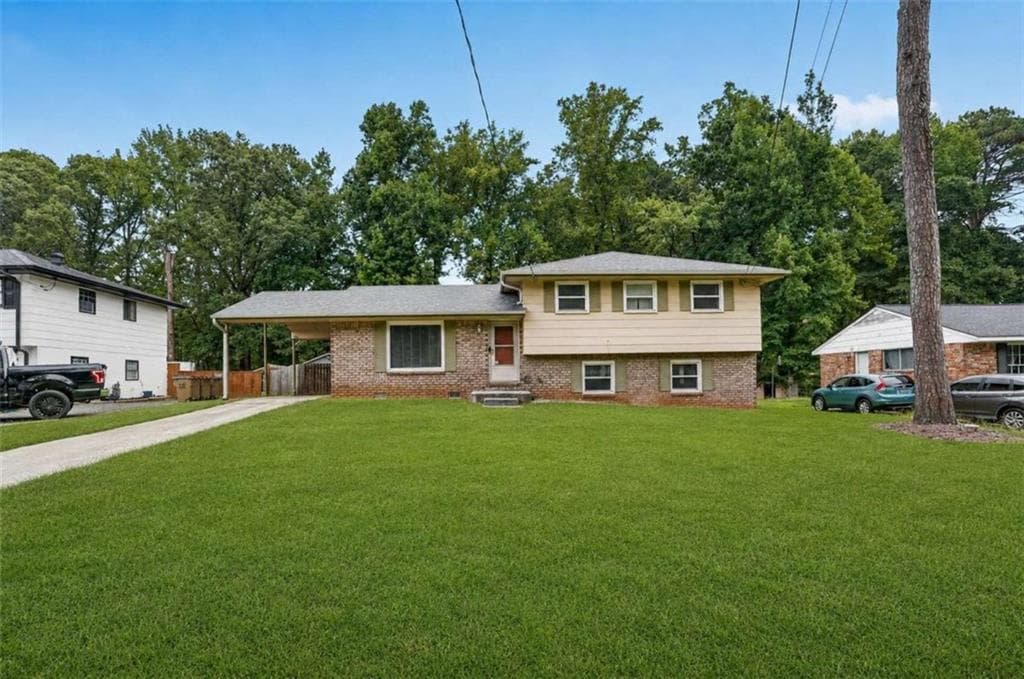 3 bedroom, 2 bathroom, 1,274 sq ft single family residence for sale at 786 S Nottingham Road, Jonesboro, GA 30236 — photo 1 of 20