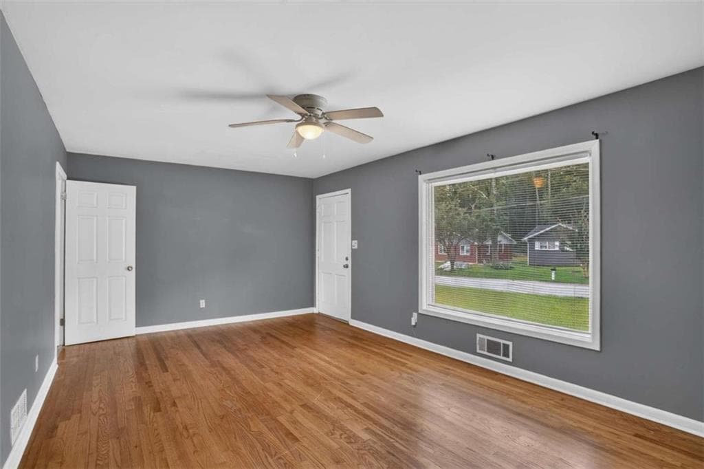 3 bedroom, 2 bathroom, 1,274 sq ft single family residence for sale at 786 S Nottingham Road, Jonesboro, GA 30236 — photo 6