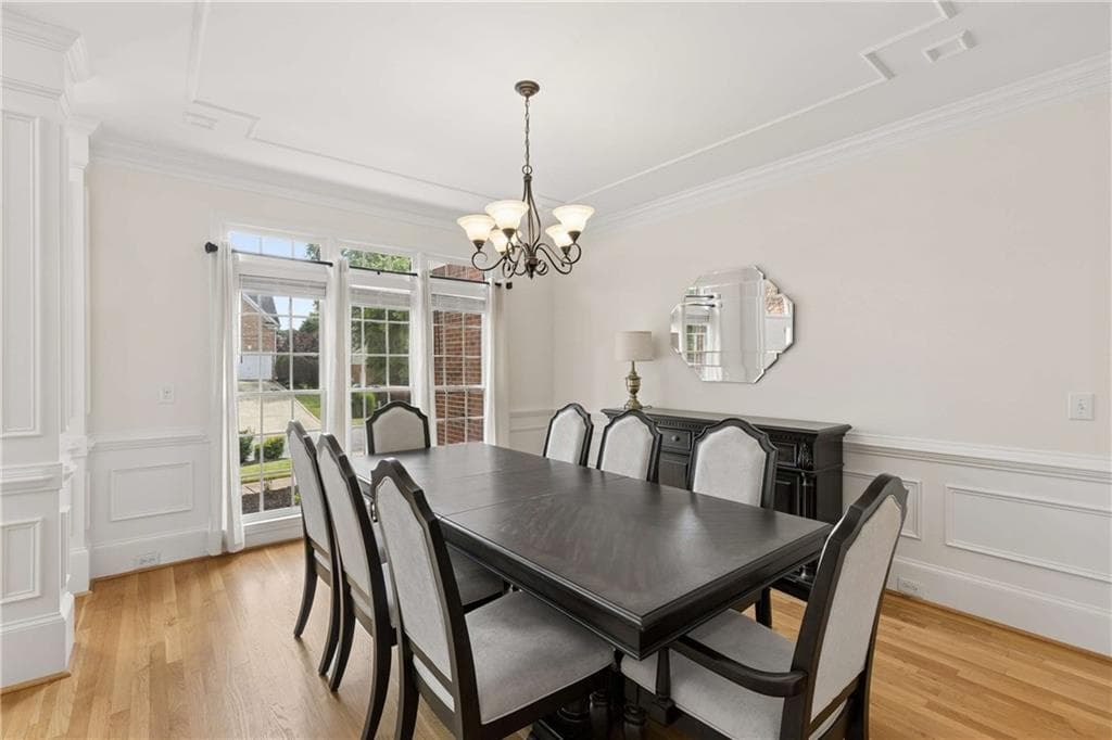 6 bedroom, 5 bathroom, 5,393 sq ft single family residence for sale at 5486 Hedge Brooke Pointe Cove, Acworth, GA 30101 — photo 4
