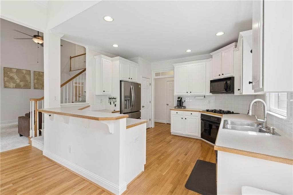 6 bedroom, 5 bathroom, 5,393 sq ft single family residence for sale at 5486 Hedge Brooke Pointe Cove, Acworth, GA 30101 — photo 5
