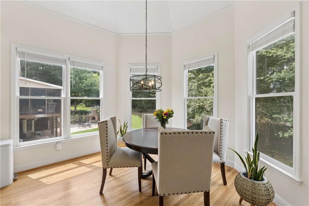 6 bedroom, 5 bathroom, 5,393 sq ft single family residence for sale at 5486 Hedge Brooke Pointe Cove, Acworth, GA 30101 — photo 8