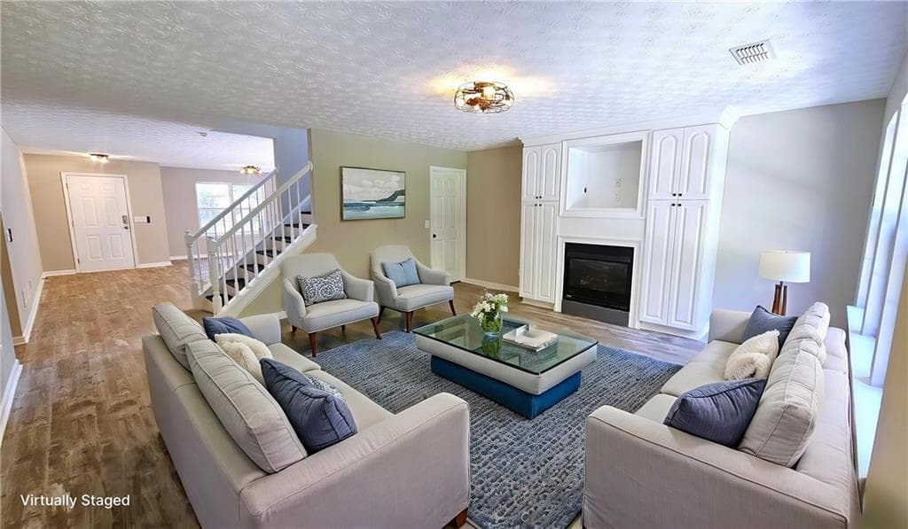 5 bedroom, 3 bathroom, 2,854 sq ft single family residence for sale at 528 Lazy River Lane, Woodstock, GA 30188 — photo 9