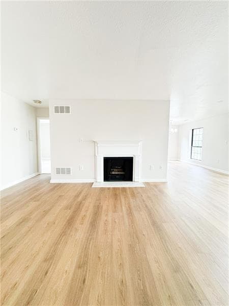 2 bedroom, 2 bathroom, 1,504 sq ft condominium for sale at 4113 Pine Heights Drive, Atlanta, GA 30324 — photo 5