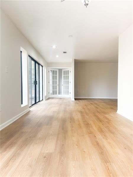 2 bedroom, 2 bathroom, 1,504 sq ft condominium for sale at 4113 Pine Heights Drive, Atlanta, GA 30324 — photo 8