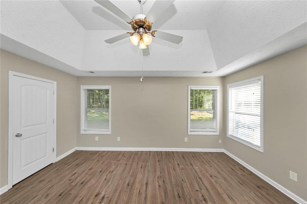 3 bedroom, 3 bathroom, 1,781 sq ft single family residence for sale at 242 Elk Drive, Temple, GA 30179 — photo 10