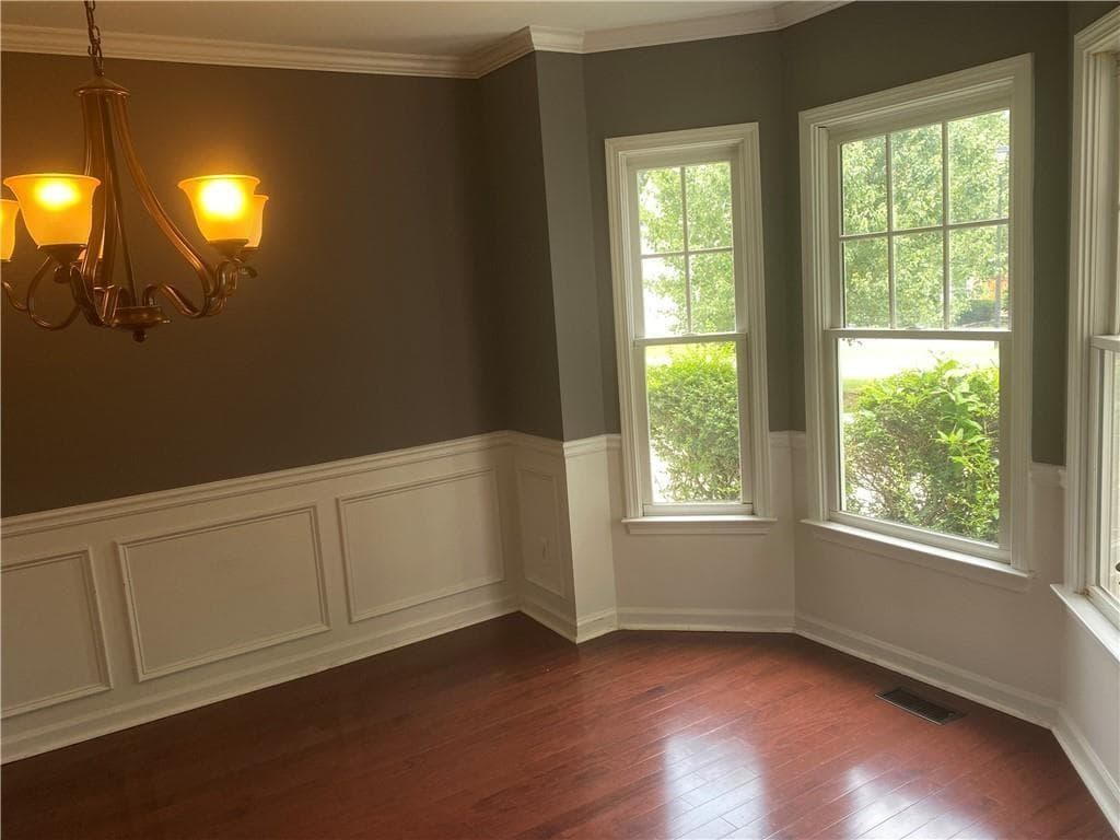 4 bedroom, 3 bathroom, 2,510 sq ft single family residence for rent at 3470 Maple Terrace Drive, Suwanee, GA 30024 for $2,550 a month — photo 3