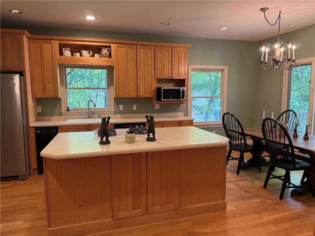 4 bedroom, 3 bathroom, 3,781 sq ft single family residence for sale at 11 Cherokee Camp Trail, Jasper, GA 30143 — photo 7