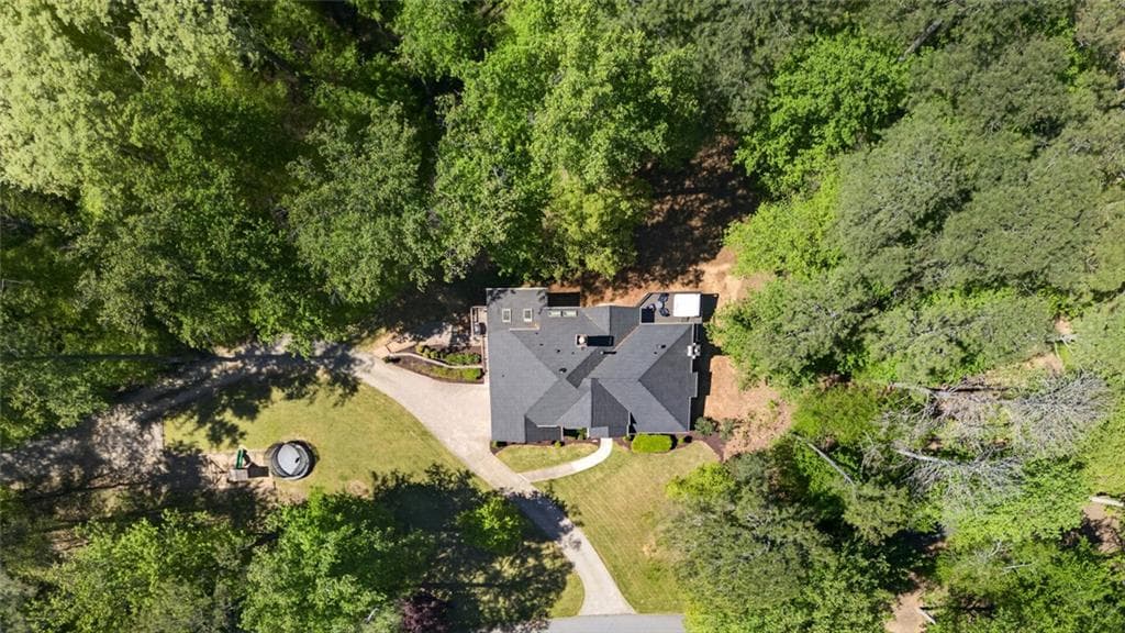 5 bedroom, 5 bathroom, 3,207 sq ft single family residence for rent at 2090 Double Creek Lane, Alpharetta, GA 30004 for $5,500 a month — photo 2