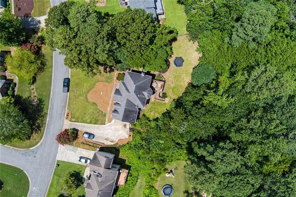5 bedroom, 4 bathroom, 4,189 sq ft single family residence for sale at 6028 Wyndham Woods Drive, Powder Springs, GA 30127 — photo 8