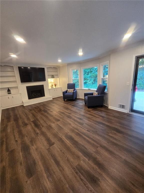 5 bedroom, 3 bathroom, 2,911 sq ft single family residence for sale at 5434 Dunwoody Knoll Court, Dunwoody, GA 30338 — photo 4