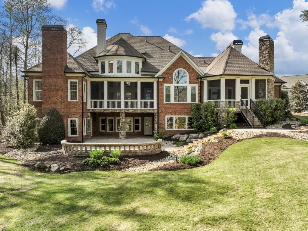 5 bedroom, 6 bathroom, 8,088 sq ft single family residence for sale at 2279 Weeping Oak Drive, Braselton, GA 30517 — photo 6