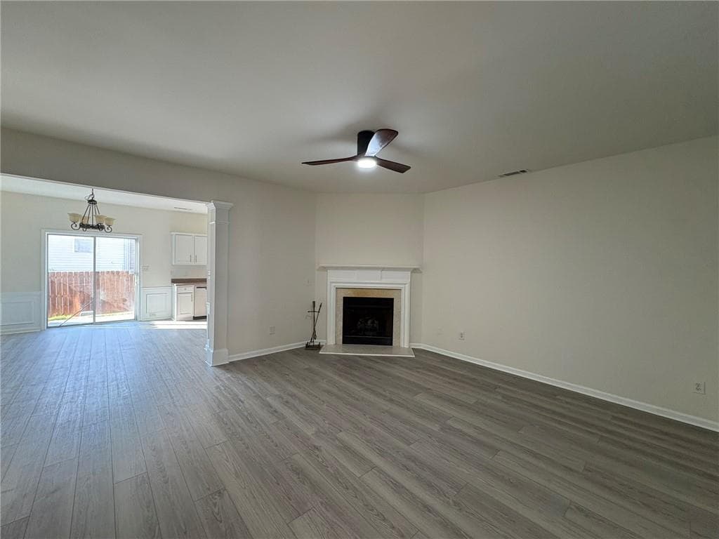 3 bedroom, 3 bathroom, 1,696 sq ft townhouse for sale at 2193 Executive Drive, Duluth, GA 30096 — photo 3