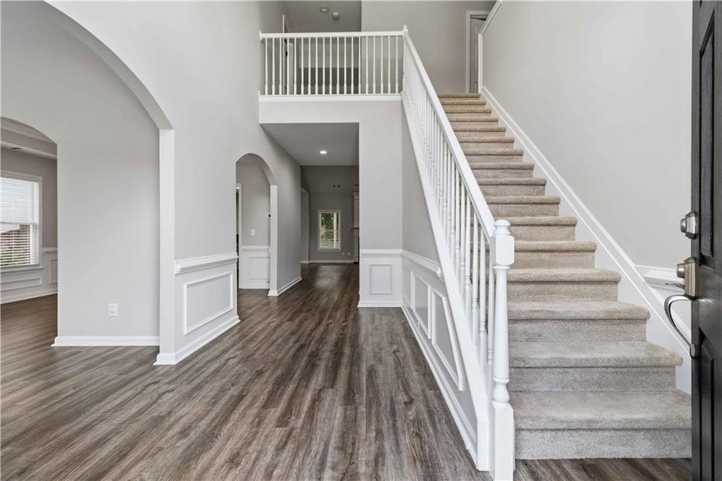 5 bedroom, 4 bathroom, 2,883 sq ft single family residence under contract at 3327 Hidden Trail Road, Smyrna, GA 30082 — photo 3