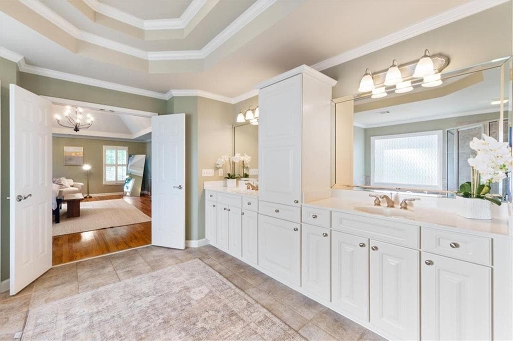 5 bedroom, 5 bathroom, 5,546 sq ft single family residence for sale at 525 Big Bend Trail, Sugar Hill, GA 30518 — photo 9