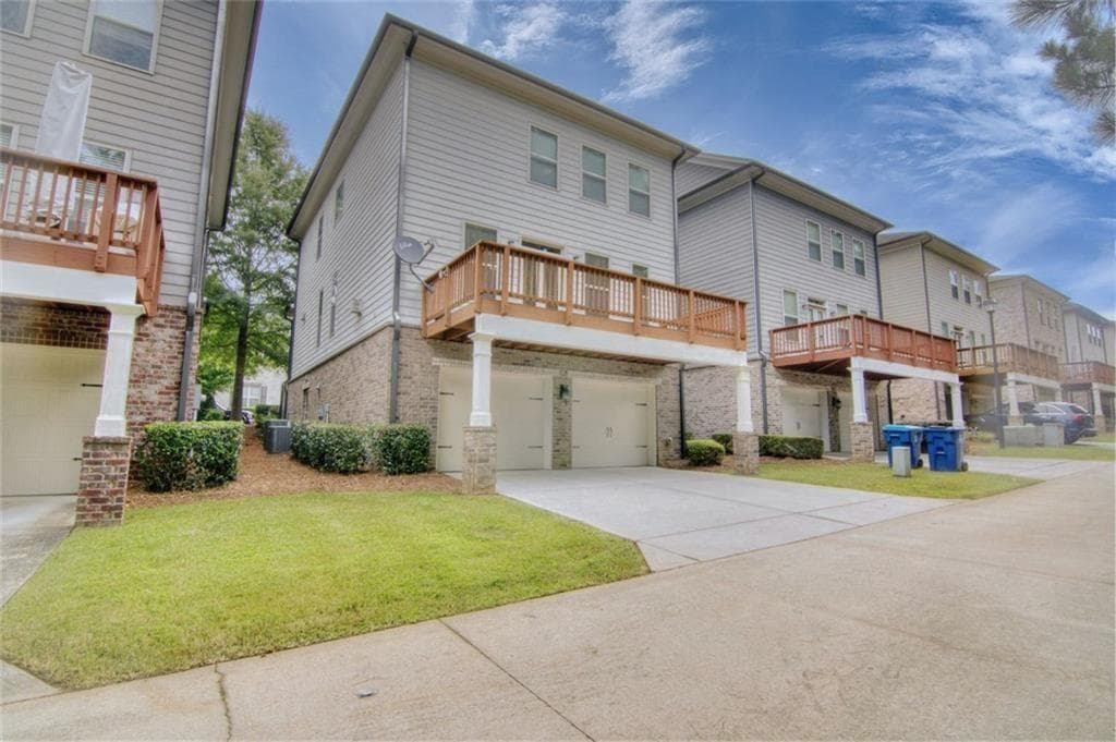 4 bedroom, 4 bathroom, 3,432 sq ft single family residence for sale at 4440 Bellview Walk, Duluth, GA 30097 — photo 6