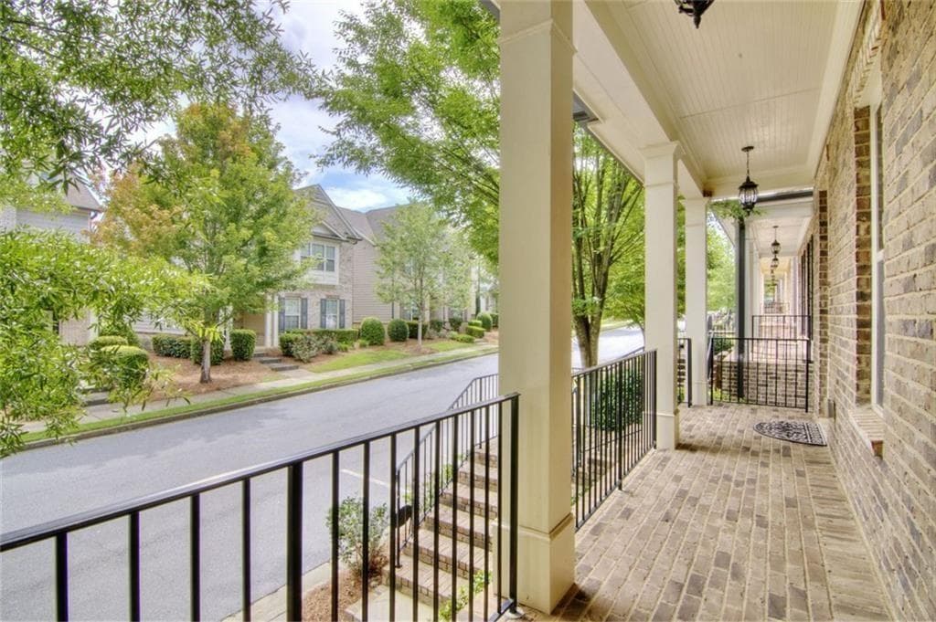 4 bedroom, 4 bathroom, 3,432 sq ft single family residence for sale at 4440 Bellview Walk, Duluth, GA 30097 — photo 9