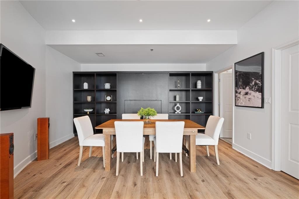 2 bedroom, 3 bathroom, 1,512 sq ft condominium for sale at 950 W Peachtree Street 1309, Atlanta, GA 30309 — photo 10