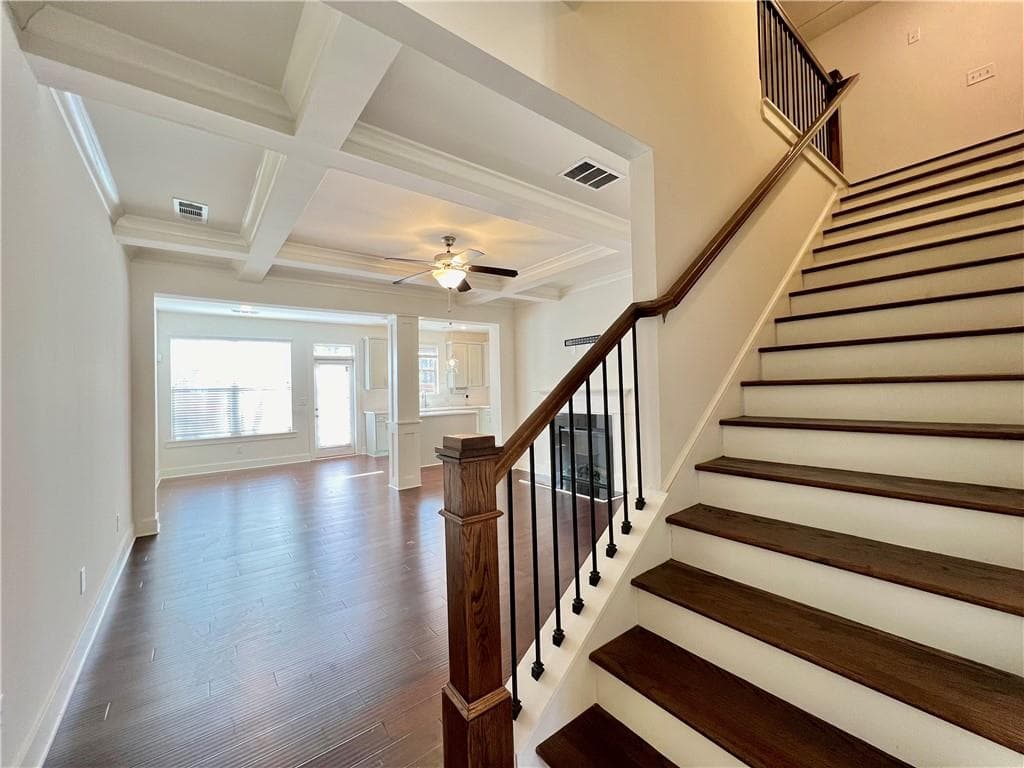 3 bedroom, 3 bathroom, 2,136 sq ft townhouse for sale at 5855 Radford Loop, Fairburn, GA 30213 — photo 3