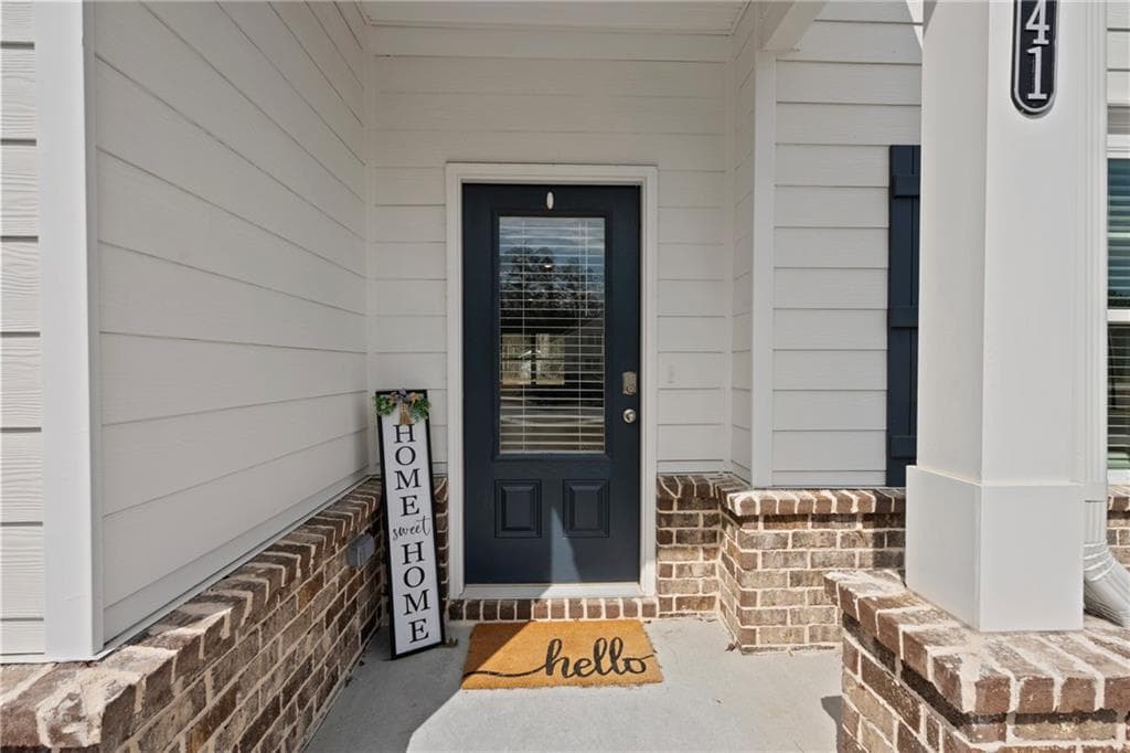 4 bedroom, 3 bathroom, 2,662 sq ft single family residence for rent at 1441 Stephens View Drive, Loganville, GA 30052 for $2,800 a month — photo 4