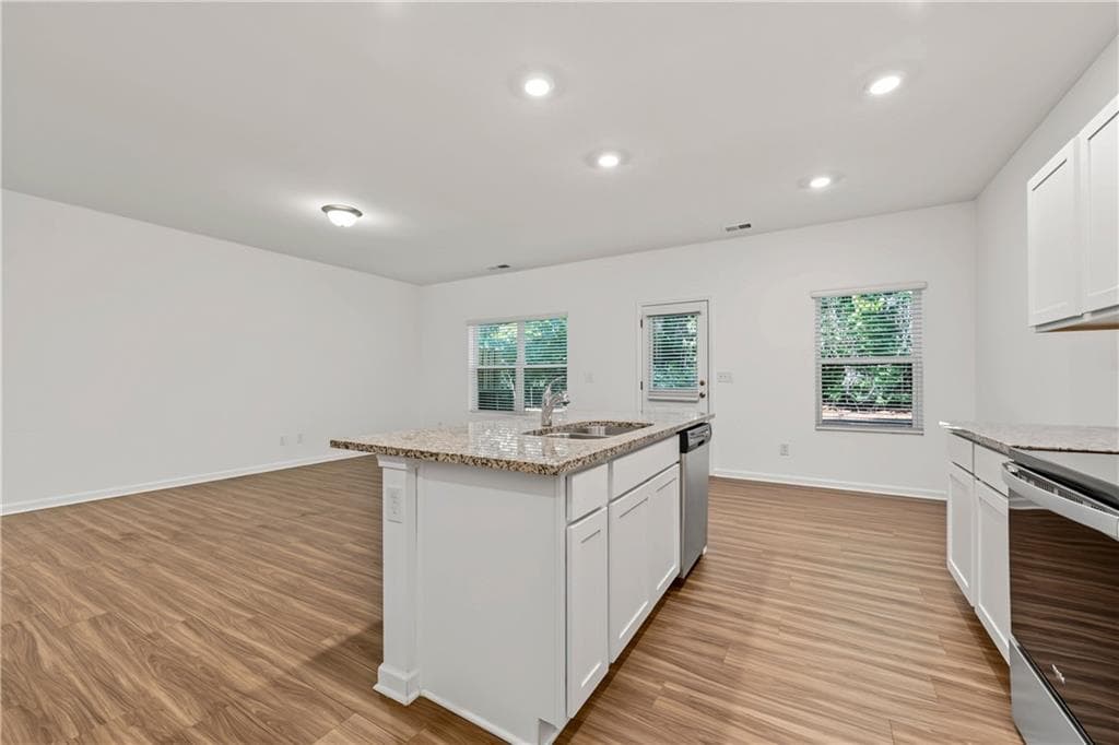 3 bedroom, 3 bathroom, 1,772 sq ft townhouse for rent at 1365 Cooper Springs Rd, Grayson, GA 30017 for $2,300 a month — photo 6
