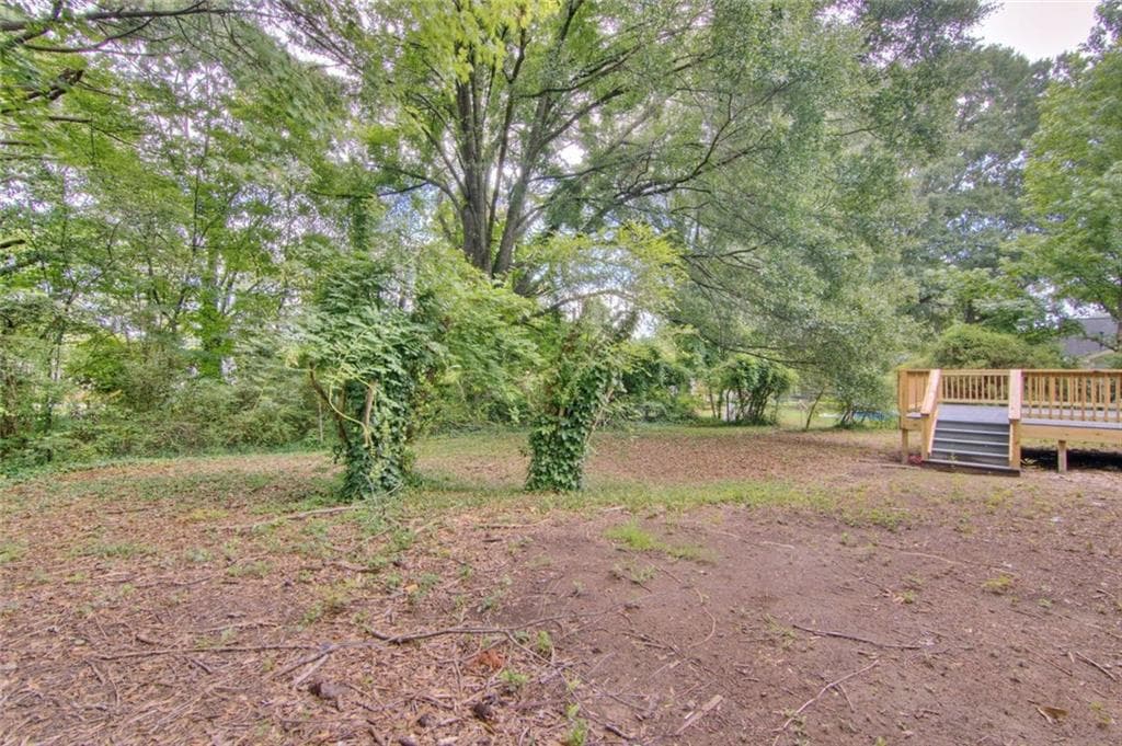 3 bedroom, 3 bathroom, 1,570 sq ft single family residence for sale at 18 Regal Way, Lawrenceville, GA 30044 — photo 6