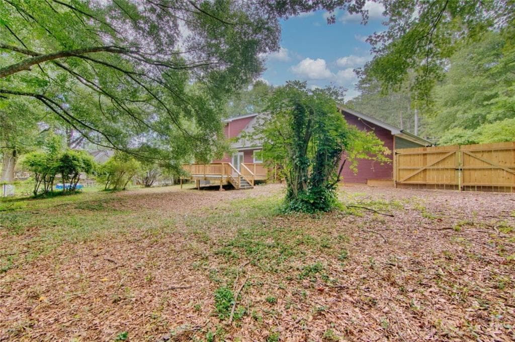 3 bedroom, 3 bathroom, 1,570 sq ft single family residence for sale at 18 Regal Way, Lawrenceville, GA 30044 — photo 7