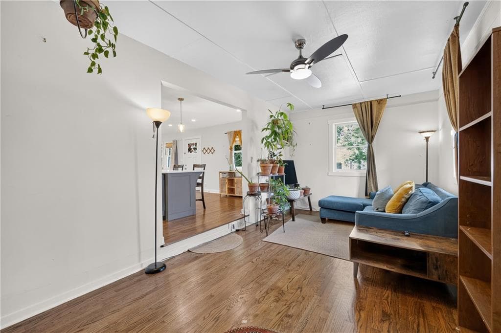 3 bedroom, 2 bathroom, 1,316 sq ft single family residence for sale at 1889 Cannon Street, Decatur, GA 30032 — photo 5