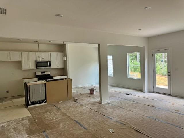4 bedroom, 3 bathroom, 2,029 sq ft townhouse for sale at 1219 Park Center Circle, Austell, GA 30168 — photo 2