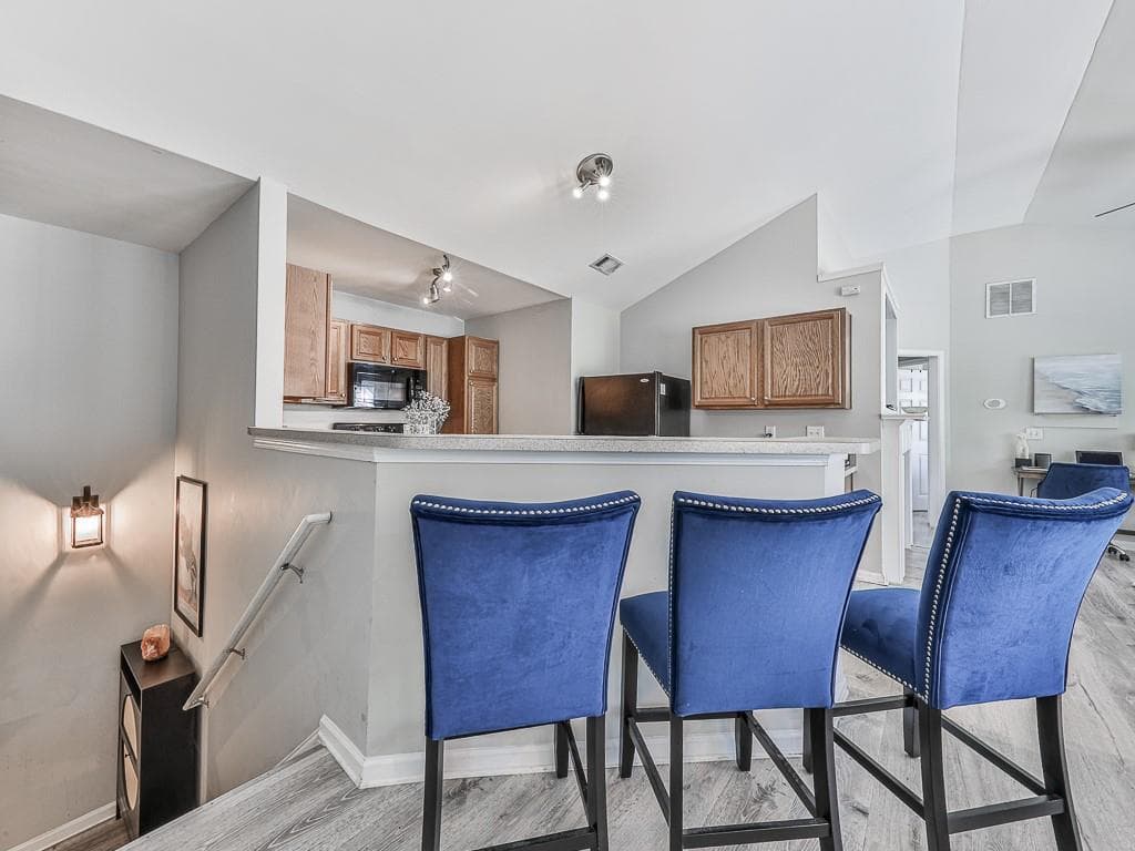 2 bedroom, 2 bathroom, 1,368 sq ft townhouse for sale at 2583 Willow Grove Road 8, Acworth, GA 30101 — photo 6