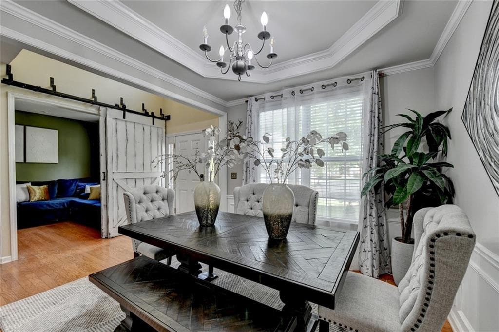 6 bedroom, 4 bathroom, 3,364 sq ft single family residence for sale at 653 Prada Ct, Lawrenceville, GA 30043 — photo 7