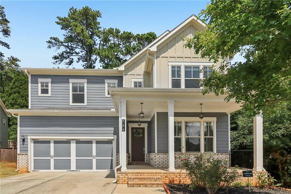 5 bedroom, 4 bathroom, 3,358 sq ft single family residence for sale at 580 Avondale Hills Drive, Decatur, GA 30032 — photo 2