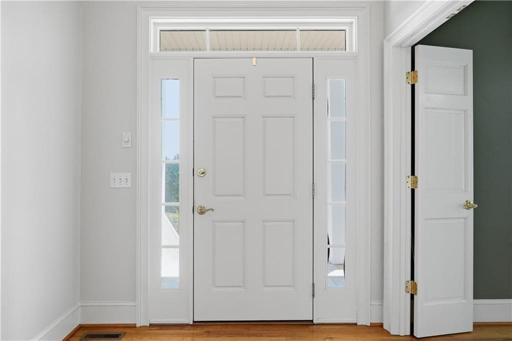 3 bedroom, 4 bathroom, 3,378 sq ft single family residence for sale at 1834 Old Ringgold Road, Rocky Face, GA 30740 — photo 4
