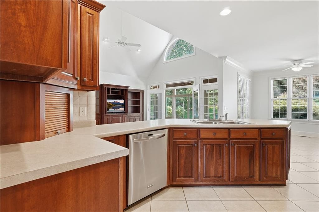 3 bedroom, 4 bathroom, 3,378 sq ft single family residence for sale at 1834 Old Ringgold Road, Rocky Face, GA 30740 — photo 10
