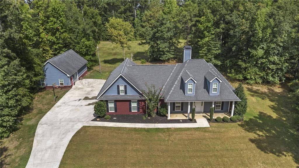 3 bedroom, 2 bathroom, 1,825 sq ft single family residence for sale at 1520 Richard Drive, Covington, GA 30014 — photo 2