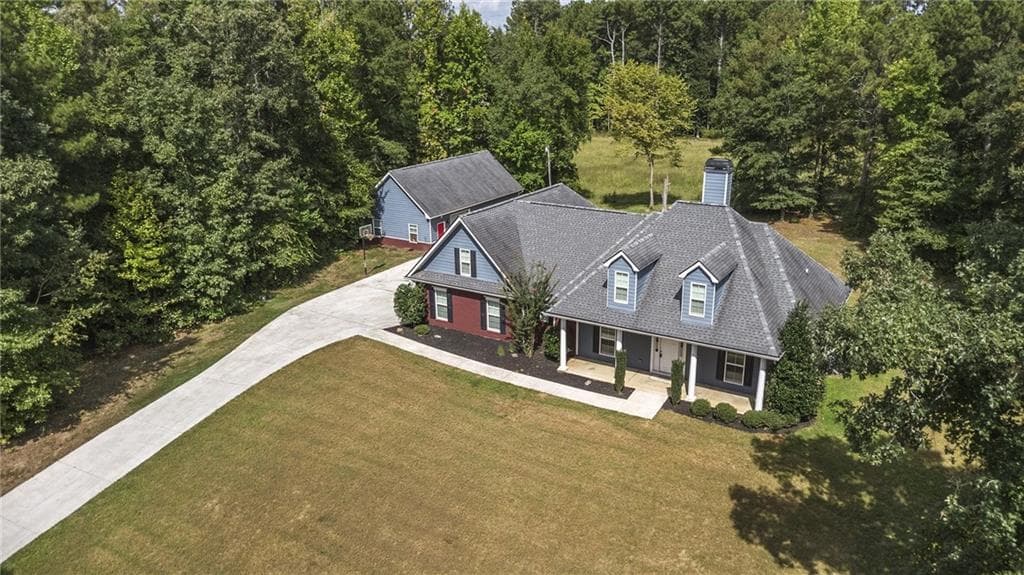 3 bedroom, 2 bathroom, 1,825 sq ft single family residence for sale at 1520 Richard Drive, Covington, GA 30014 — photo 3