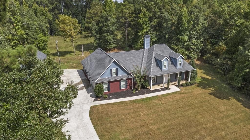 3 bedroom, 2 bathroom, 1,825 sq ft single family residence for sale at 1520 Richard Drive, Covington, GA 30014 — photo 4