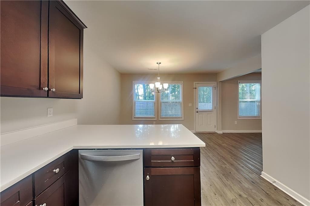 3 bedroom, 3 bathroom, 1,799 sq ft single family residence for rent at 517 Arrowhead Drive, Dallas, GA 30132 for $1,895 a month — photo 4