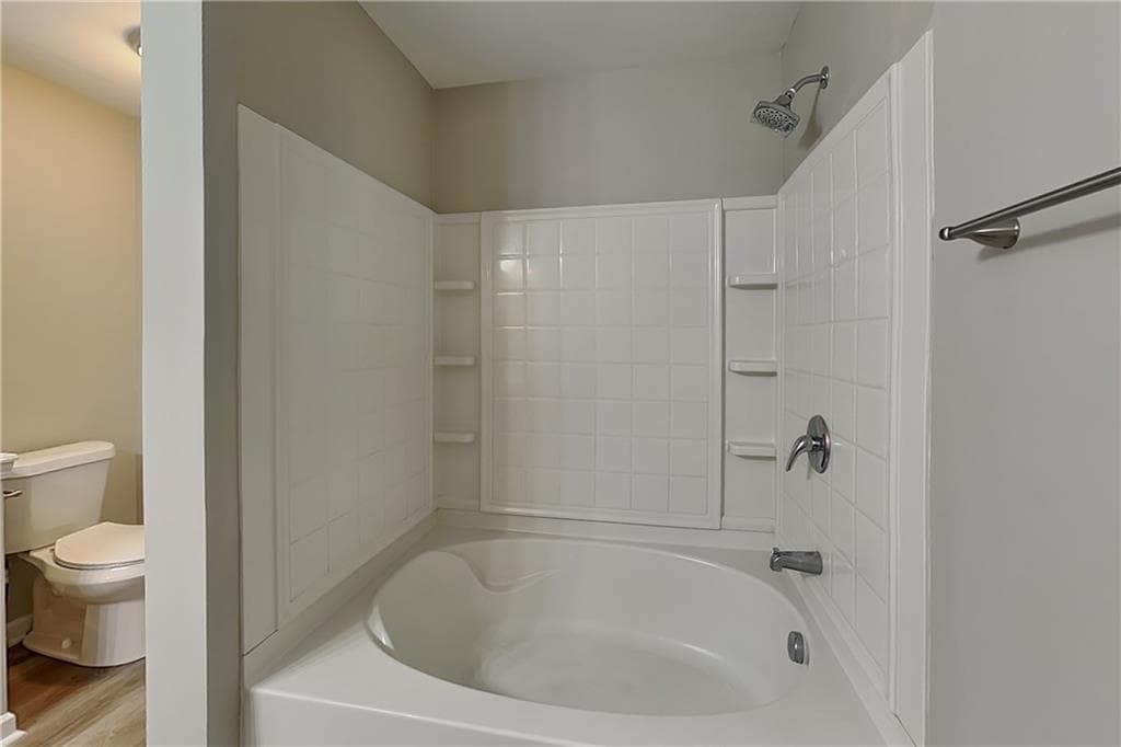 3 bedroom, 3 bathroom, 1,799 sq ft single family residence for rent at 517 Arrowhead Drive, Dallas, GA 30132 for $1,895 a month — photo 9