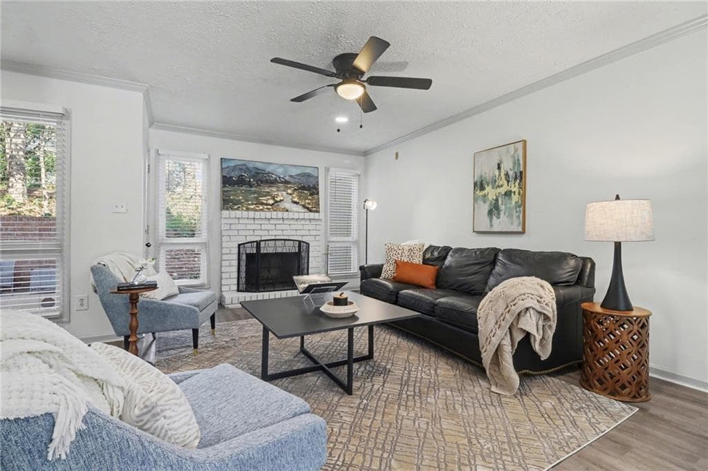2 bedroom, 3 bathroom, 1,824 sq ft condominium for sale at 3293 Clairmont North, Brookhaven, GA 30329
