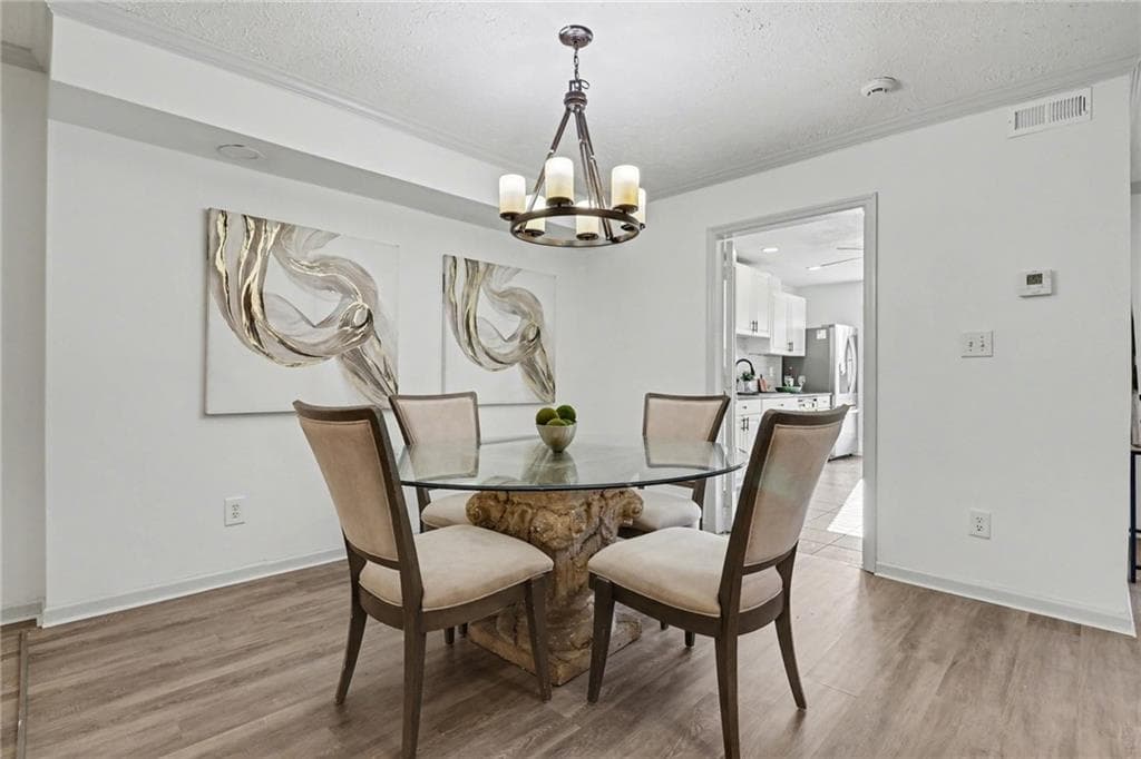 2 bedroom, 3 bathroom, 1,824 sq ft condominium for sale at 3293 Clairmont North, Brookhaven, GA 30329 — photo 5