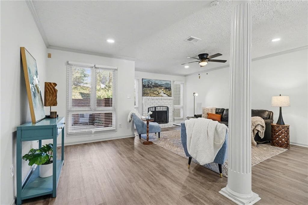 2 bedroom, 3 bathroom, 1,824 sq ft condominium for sale at 3293 Clairmont North, Brookhaven, GA 30329 — photo 6