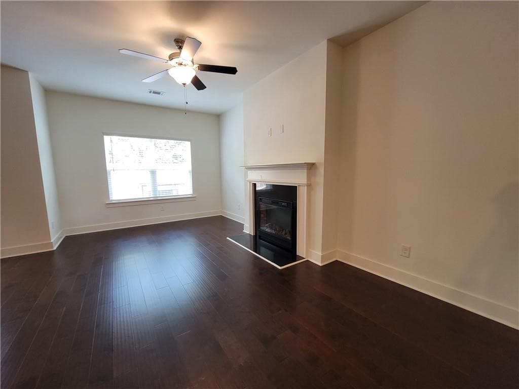 3 bedroom, 3 bathroom, 1,617 sq ft townhouse for sale at 6334 Scudders Drive, Lithonia, GA 30058 — photo 3
