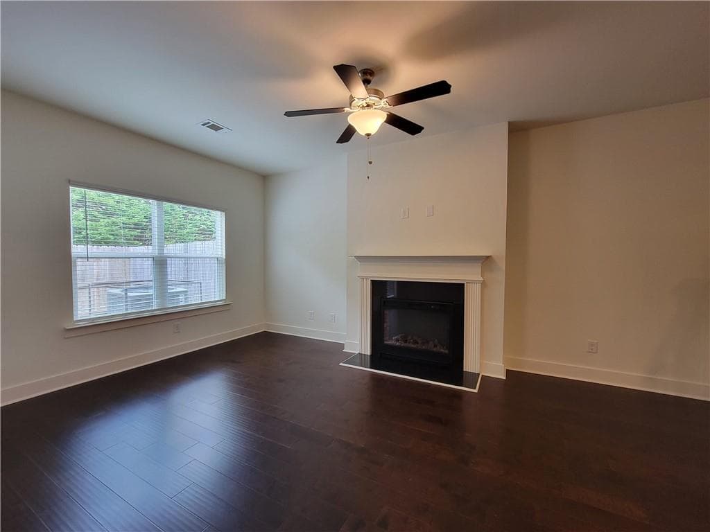 3 bedroom, 3 bathroom, 1,617 sq ft townhouse for sale at 6334 Scudders Drive, Lithonia, GA 30058 — photo 4