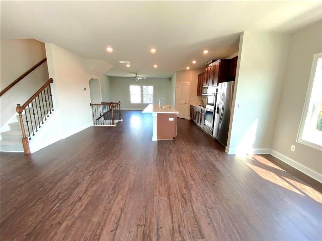 4 bedroom, 4 bathroom, 2,247 sq ft townhouse for rent at 912 Sweetwater Grove, Woodstock, GA 30188 for $2,695 a month — photo 1 of 25