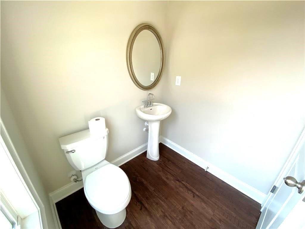 4 bedroom, 4 bathroom, 2,247 sq ft townhouse for rent at 912 Sweetwater Grove, Woodstock, GA 30188 for $2,695 a month — photo 7