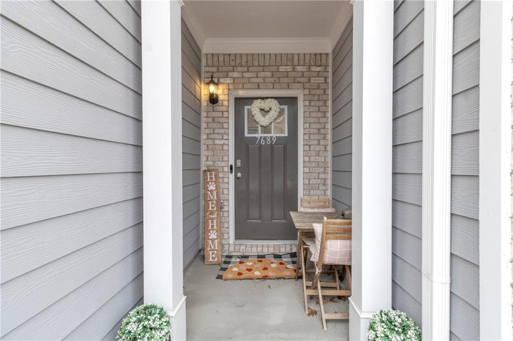 3 bedroom, 3 bathroom, 1,911 sq ft townhouse for sale at 7689 Baron Road, Fairburn, GA 30213 — photo 2