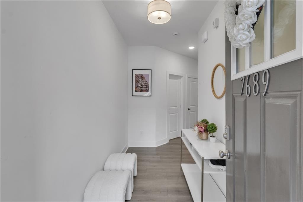 3 bedroom, 3 bathroom, 1,911 sq ft townhouse for sale at 7689 Baron Road, Fairburn, GA 30213 — photo 3